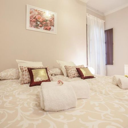 Elegante Apartamento En El Corazon De Sevilla. Zewnętrze zdjęcie